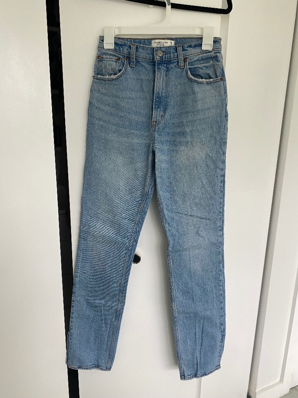 Abercrombie '90s Straight Ultra High Rise Long Size 0 / 25 Jeans